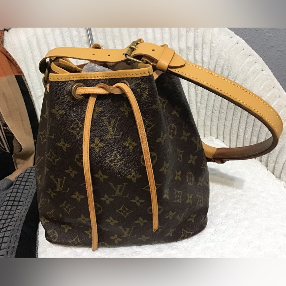 Louis Vuitton bags - Picture 12 of 15